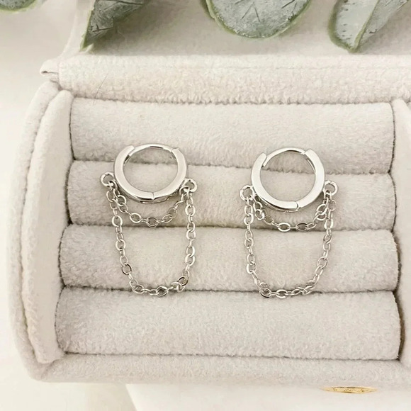 925 Sterling Silver Huggie Earrings Dangle Chain Earrings Small Hoops Huggies - Picture 1 of 7